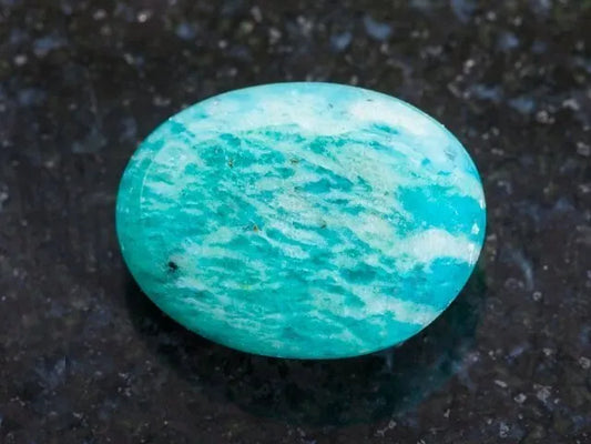 Qu’est-ce qui fait de l’amazonite une pierre si fascinante ?